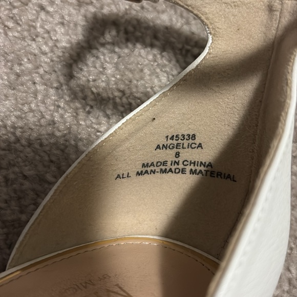 Micheal by Micheal Shannon - White Heels - Picture 3 of 7